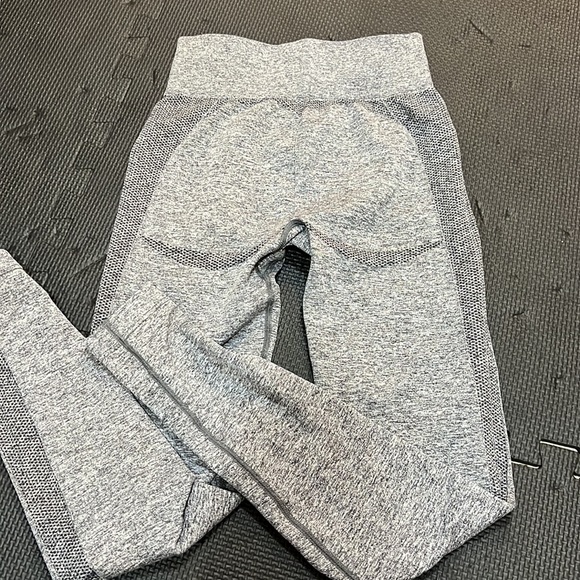 YC Yach club seamless high wasted flex leggings - Picture 2 of 2